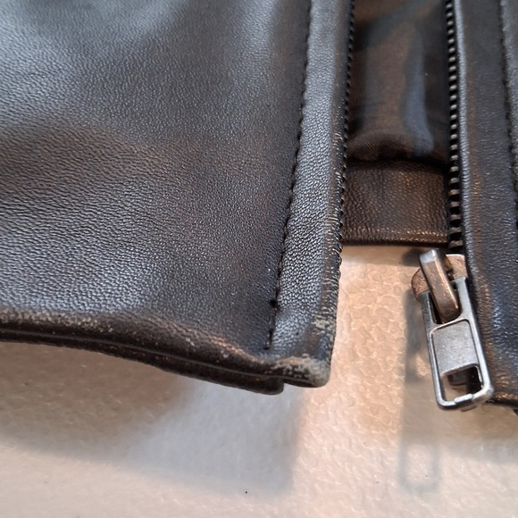 RO By Reilly Olmes Black Leather Jacket Women's Classic Zip Front L - Picture 16 of 16